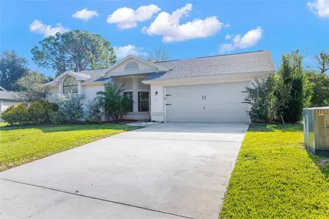 8106 Golf Club Ct, Hudson, FL 34667