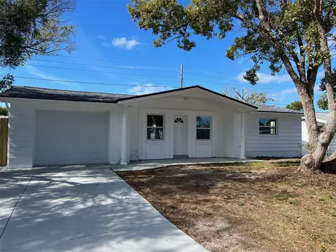 3439 Winder Dr, Holiday, FL 34691
