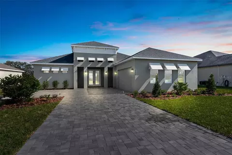 8874 Players Dr, Weeki Wachee, FL 34613