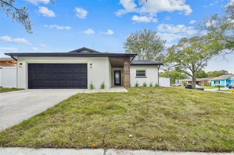 1946 E Orangeside Rd, Palm Harbor, FL 34683
