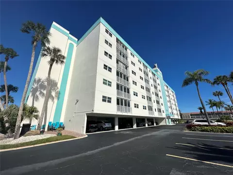10216 Regal Dr #606, Largo, FL 33774