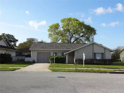 8604 Seeley Ln, Hudson, FL 34667