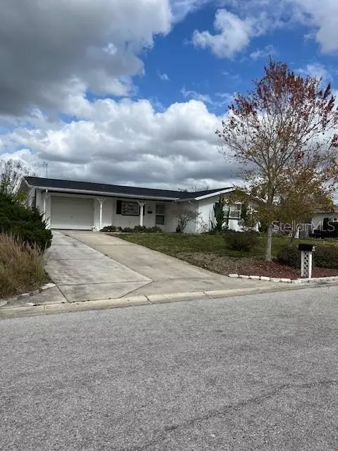 7821 Talisman Dr, Port Richey, FL 34668