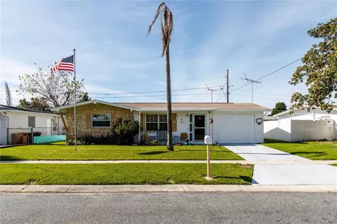 2217 Maureen Dr, Holiday, FL 34690