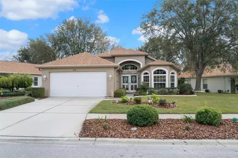 218 Center Oak Cir, Spring Hill, FL 34609