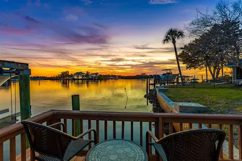 8131 Channel Dr, Port Richey, FL 34668