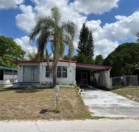 2316 Prestige Dr, Holiday, FL 34690