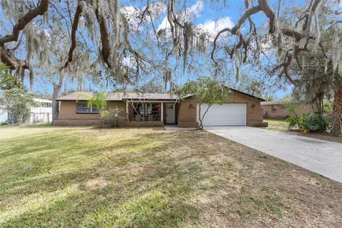 5600 Duncan Dr, New Port Richey, FL 34653
