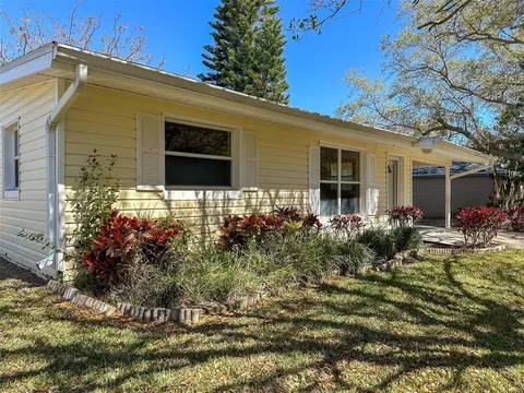 1339 Hawaii Ave, Palm Harbor, FL 34683