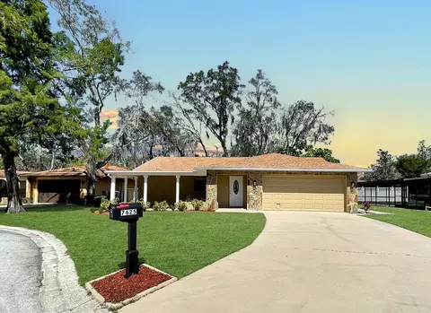 7625 Acorn Ln, Port Richey, FL 34668