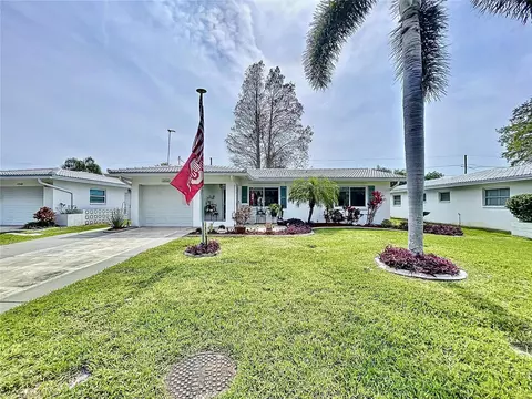14354 93rd Ave, Seminole, FL 33776