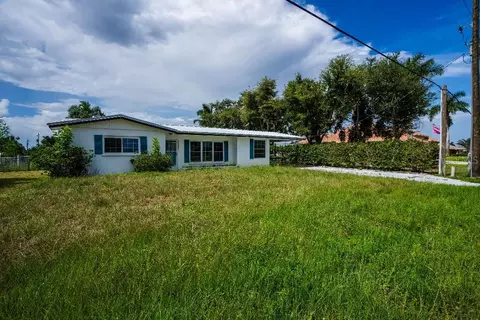 27281 Voyageur Dr, Punta Gorda, FL 33983