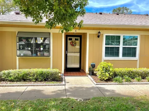 8121 Braddock Cir #5, Port Richey, FL 34668