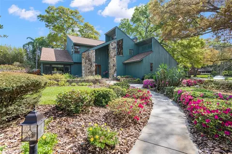 900 Maple Ridge Rd N, Palm Harbor, FL 34683