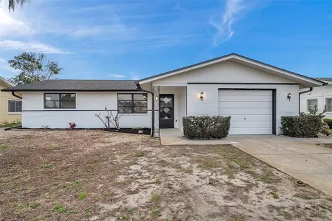 10305 Orchid Dr, Port Richey, FL 34668