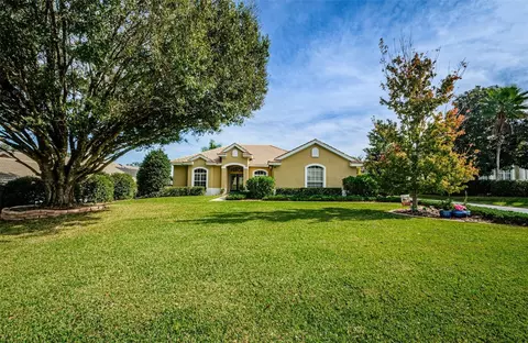 13030 Grand Traverse Dr, Dade City, FL 33525