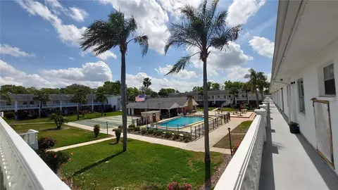 4746 Azalea Dr #207, New Port Richey, FL 34652