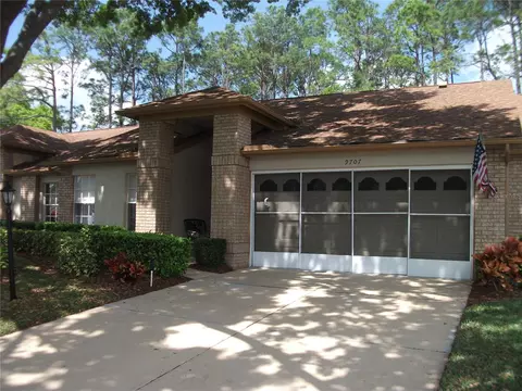 9707 Brookdale Dr, New Port Richey, FL 34655