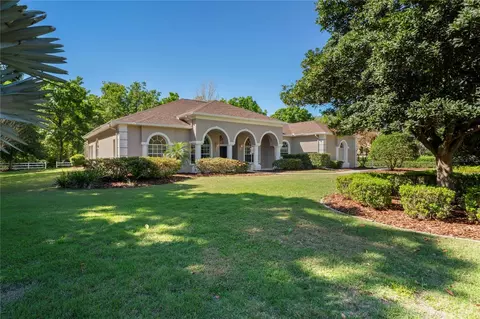 11430 Lakeview Dr, New Port Richey, FL 34654