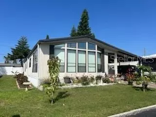 3935 Lomi Lomi Dr, Holiday, FL 34691