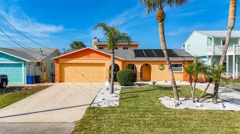 6641 Driftwood Dr, Hudson, FL 34667