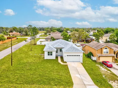 13998 Coronado Dr, Spring Hill, FL 34609