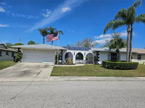9137 Saint Clair Ln, Port Richey, FL 34668