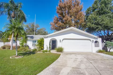 11247 Village Green Ct, Seminole, FL 33772