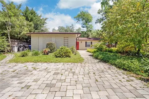 14705 Carnation Dr, Tampa, FL 33613
