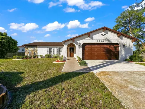 9650 Langan St, Spring Hill, FL 34606