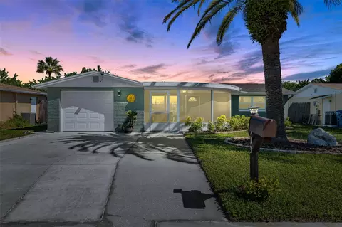 3513 Jackson Dr, Holiday, FL 34691