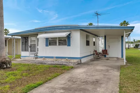 10841 Congressional Dr, Port Richey, FL 34668