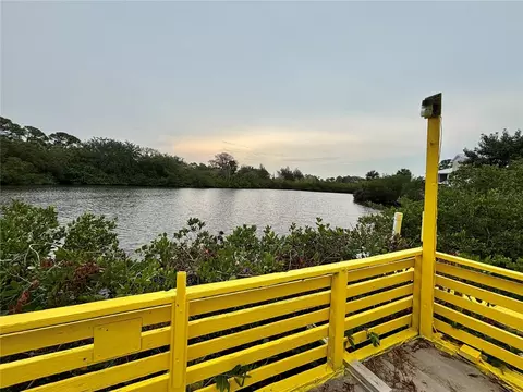 6957 Edgewater Dr, New Port Richey, FL 34652