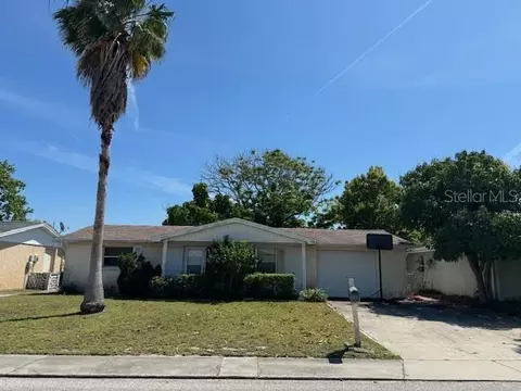 7124 Parrot Dr, Port Richey, FL 34668