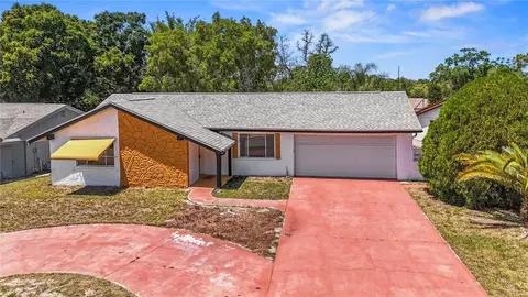 8415 Clover Hill Loop, Hudson, FL 34667