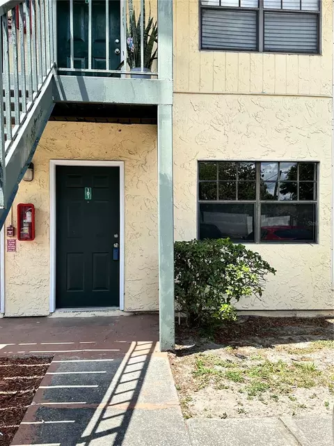 324 Oak Rose Ln #101, Tampa, FL 33612