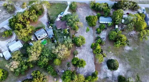 8001 Ridge Rd, Weeki Wachee, FL 34613