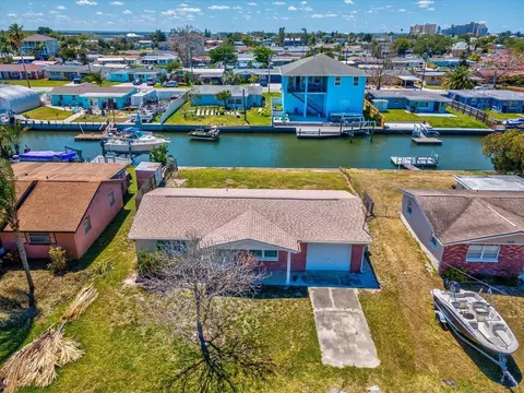 13629 Frances Ave, Hudson, FL 34667