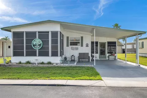 10920 Justice Dr, Port Richey, FL 34668