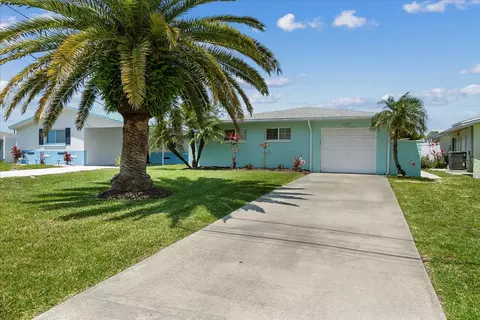 4523 Topsail Trl, New Port Richey, FL 34652