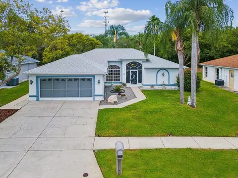 18637 Parade Rd, Hudson, FL 34667