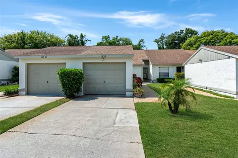 11733 Spring Tree Ln, Port Richey, FL 34668