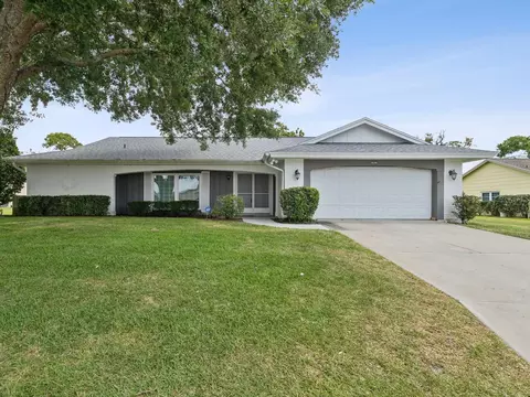 8302 Valley Stream Ln, Hudson, FL 34667