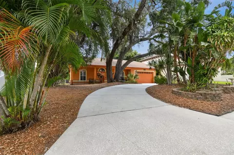 811 Virginia Ave, Tarpon Springs, FL 34689