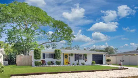 4917 Fruitwood Loop, Holiday, FL 34690