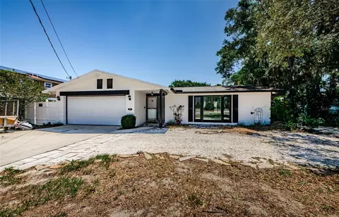 907 S Florida Ave, Tarpon Springs, FL 34689