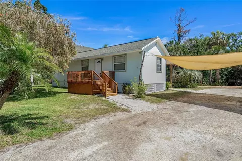 1465 S Estuary Dr, Crystal River, FL 34429