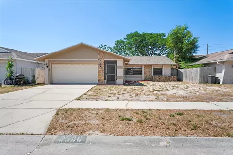 8526 Huntsman Ln, Port Richey, FL 34668