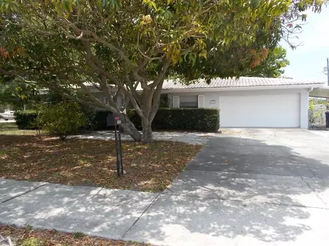 1900 N Highland Ave, Clearwater, FL 33755