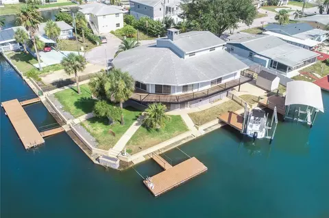 13908 Helen Ave, Hudson, FL 34667
